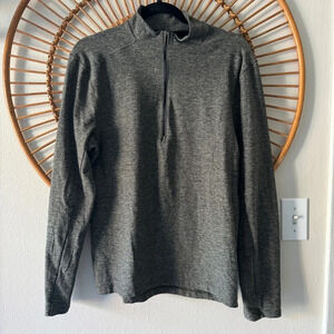 Lululemon Surge Warm 1/2 Zip Green black Sz
Medium M Top Jacket Base Layer